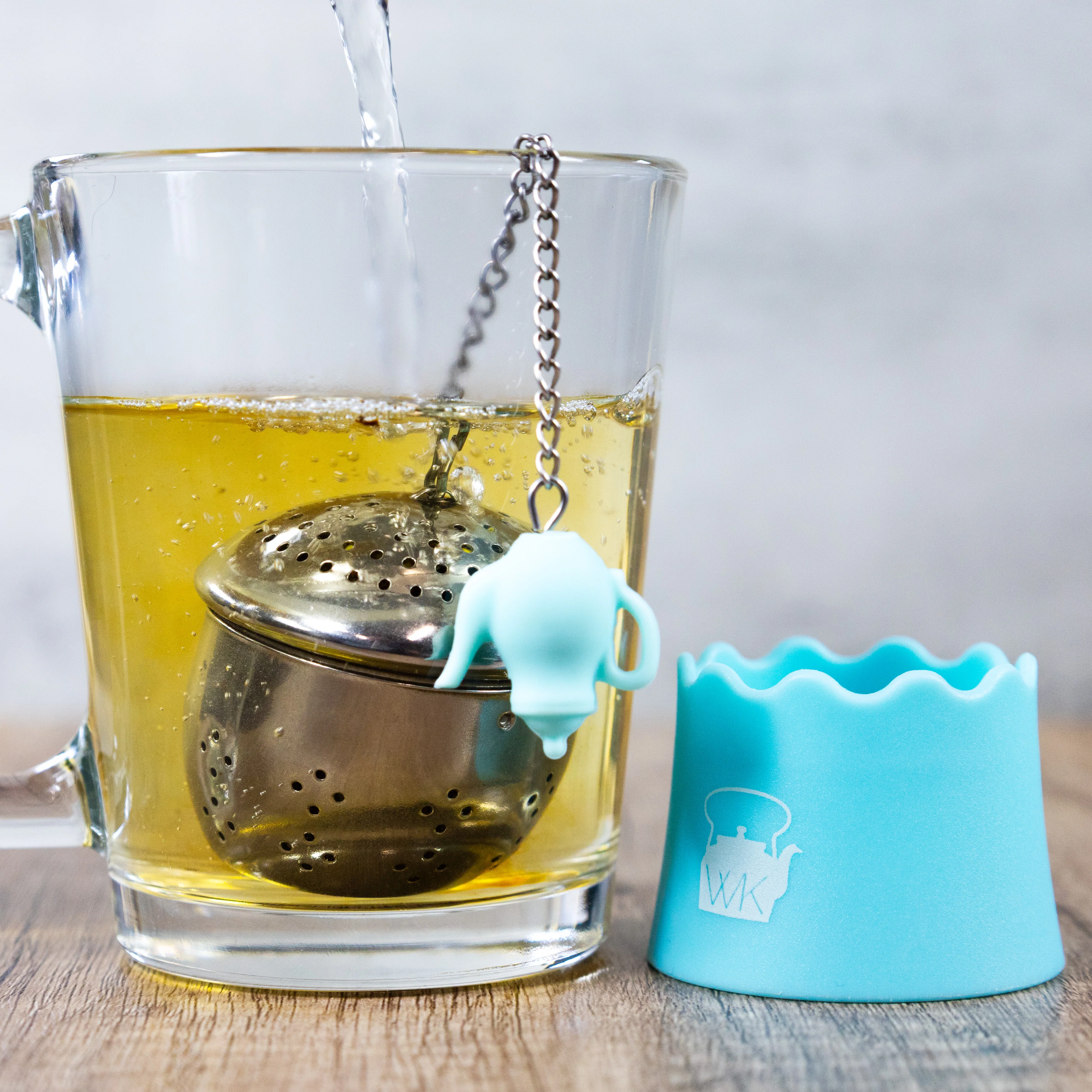 The Egg Stainless Steel Tea Ball Infuser with Drip Tray - Image 5